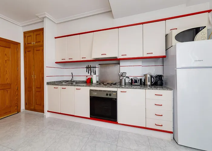 Lovely Apartment Near The Sea